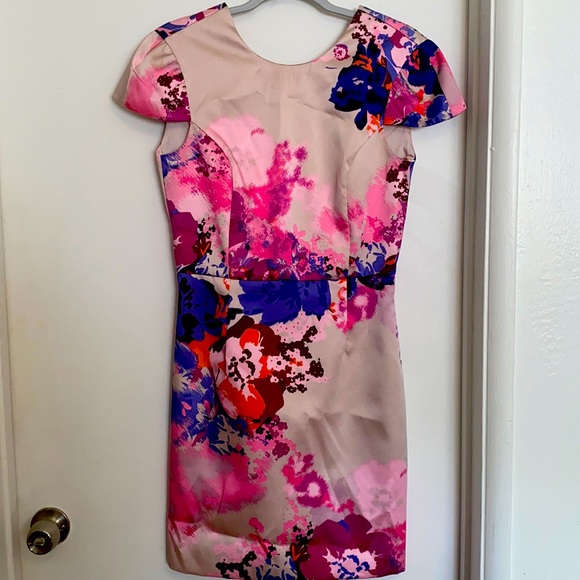 FASHION STAR DRESS - Picture 6 of 9